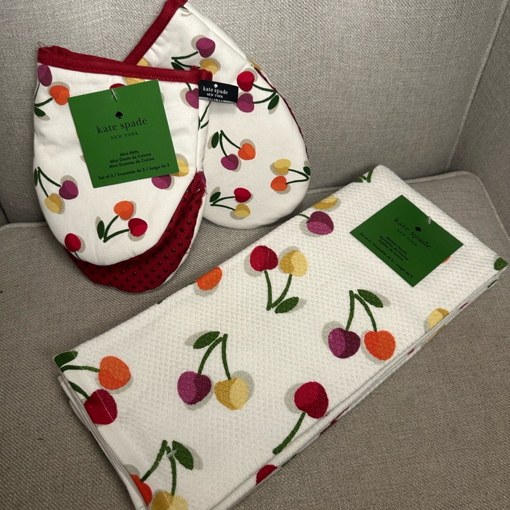 Kate Spade Cherry Kitchen Towel and Oven Mitt Set